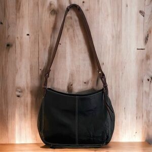 🔥CLEARANCE🔥Tignanello Black Leather Purse